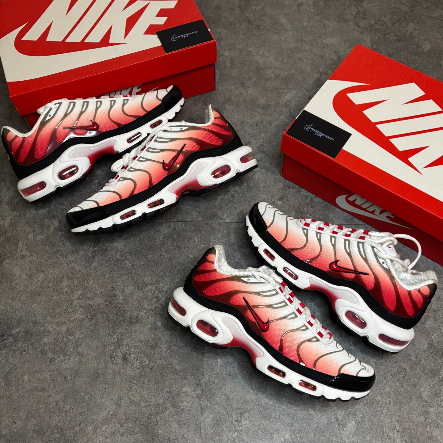 Nike Air Max Plus TNs University Red