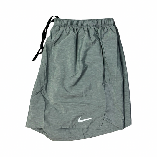 Nike Challenger Shorts Grey
