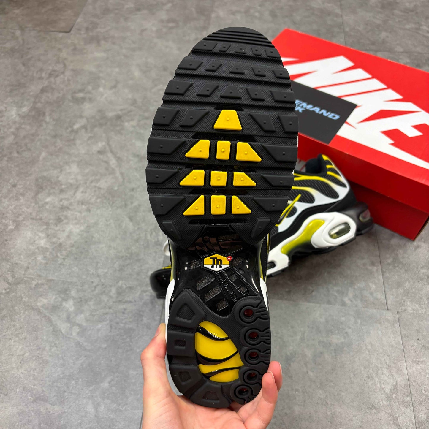 Nike Air Max TN Black Tour Yellow