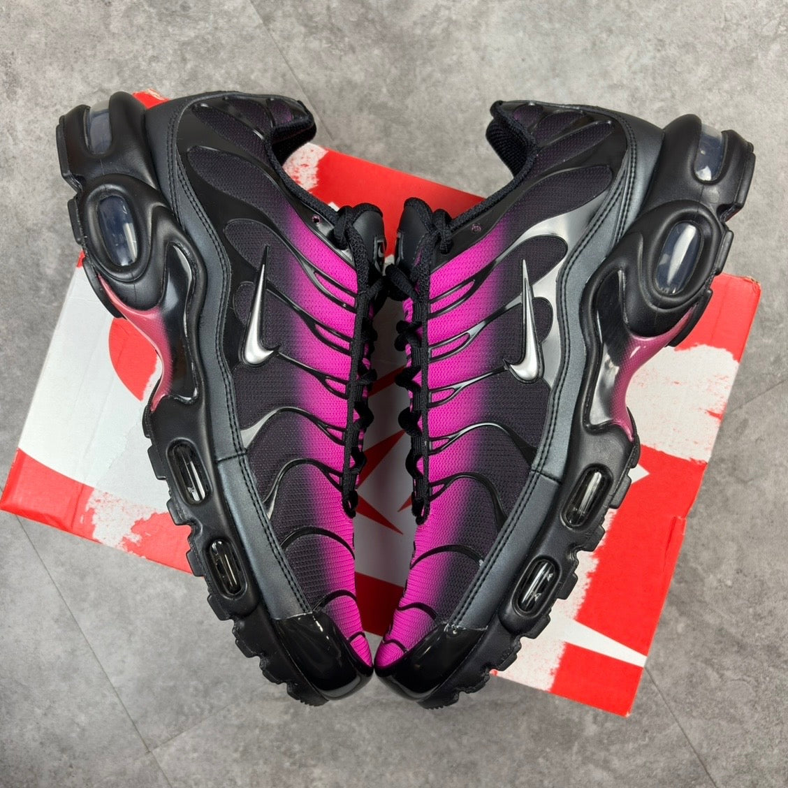 Nike Air Max TN Pink Deadpool