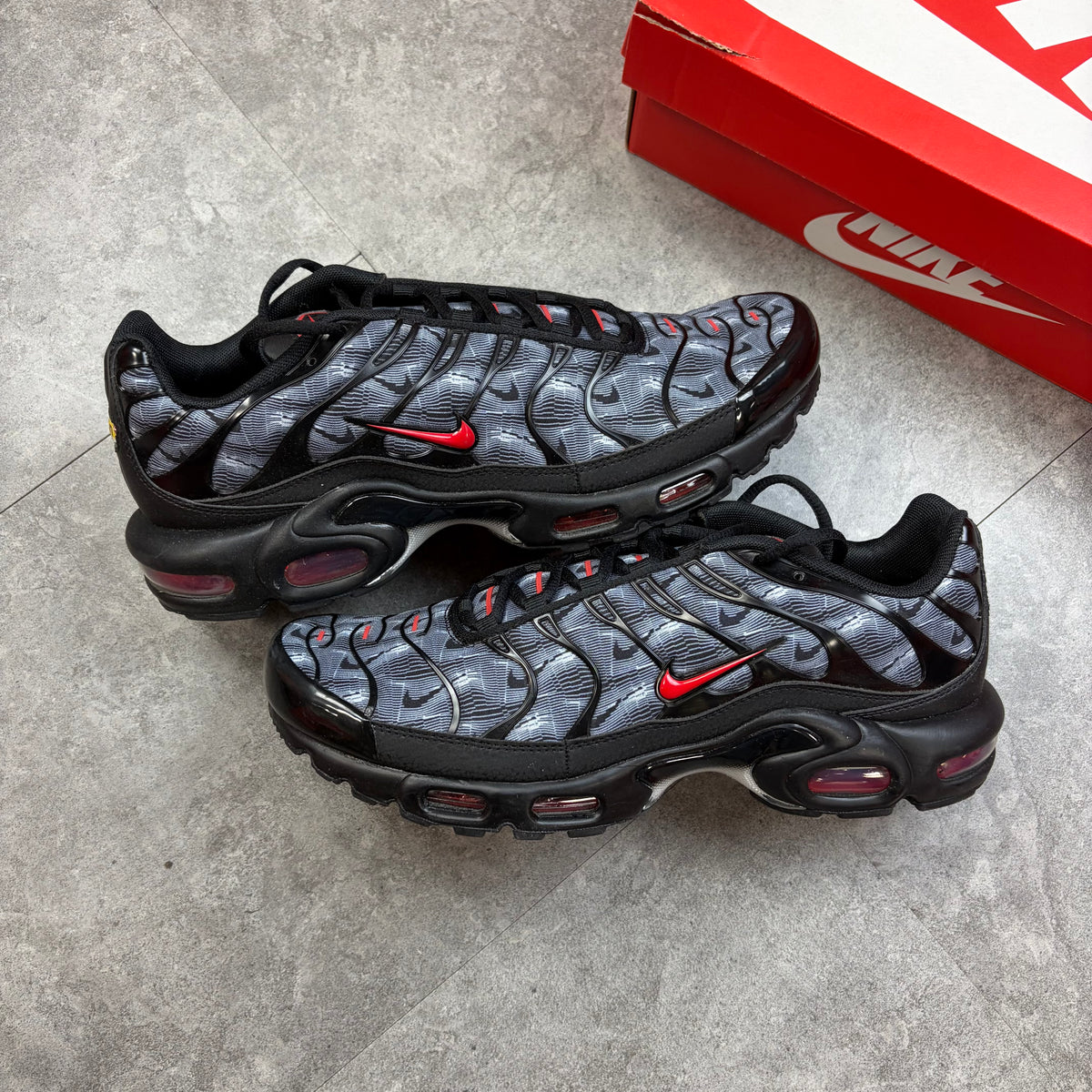 Nike Air Max TN Topography