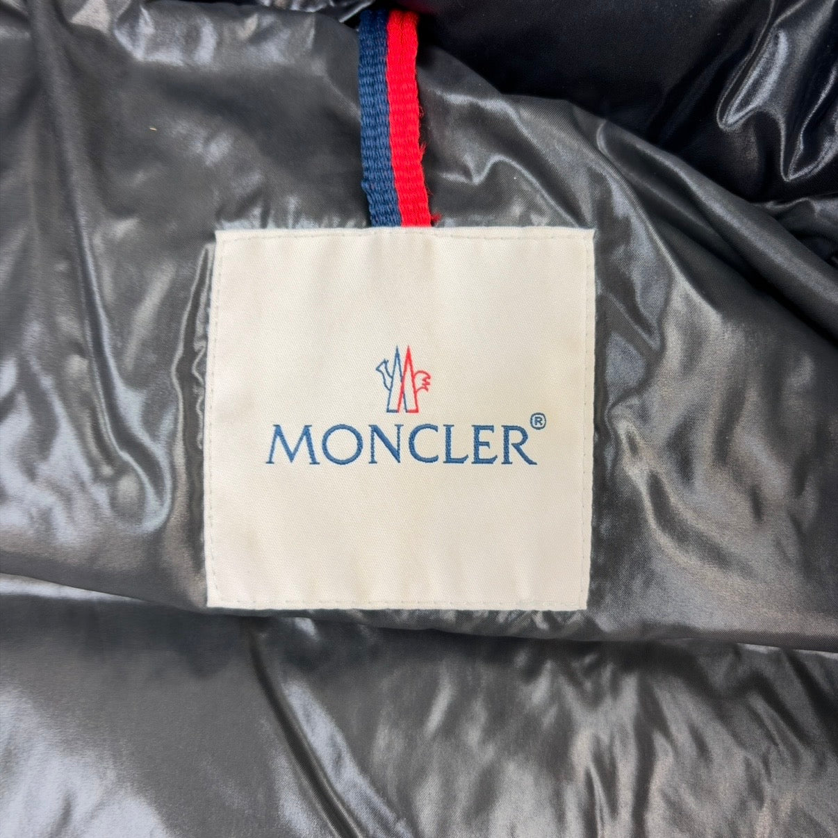 Moncler Maya Black Size 4