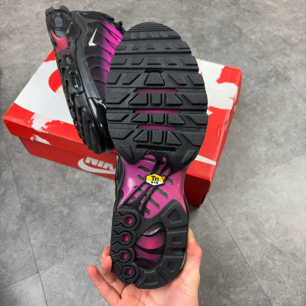 Nike Air Max TN Pink Deadpool