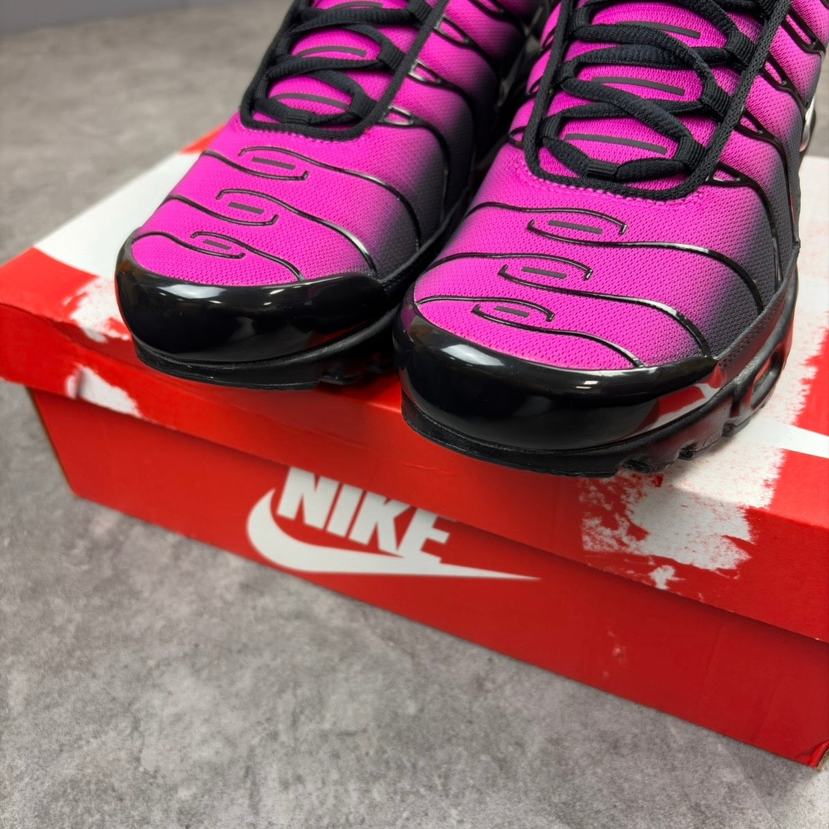 Nike Air Max TN Pink Deadpool