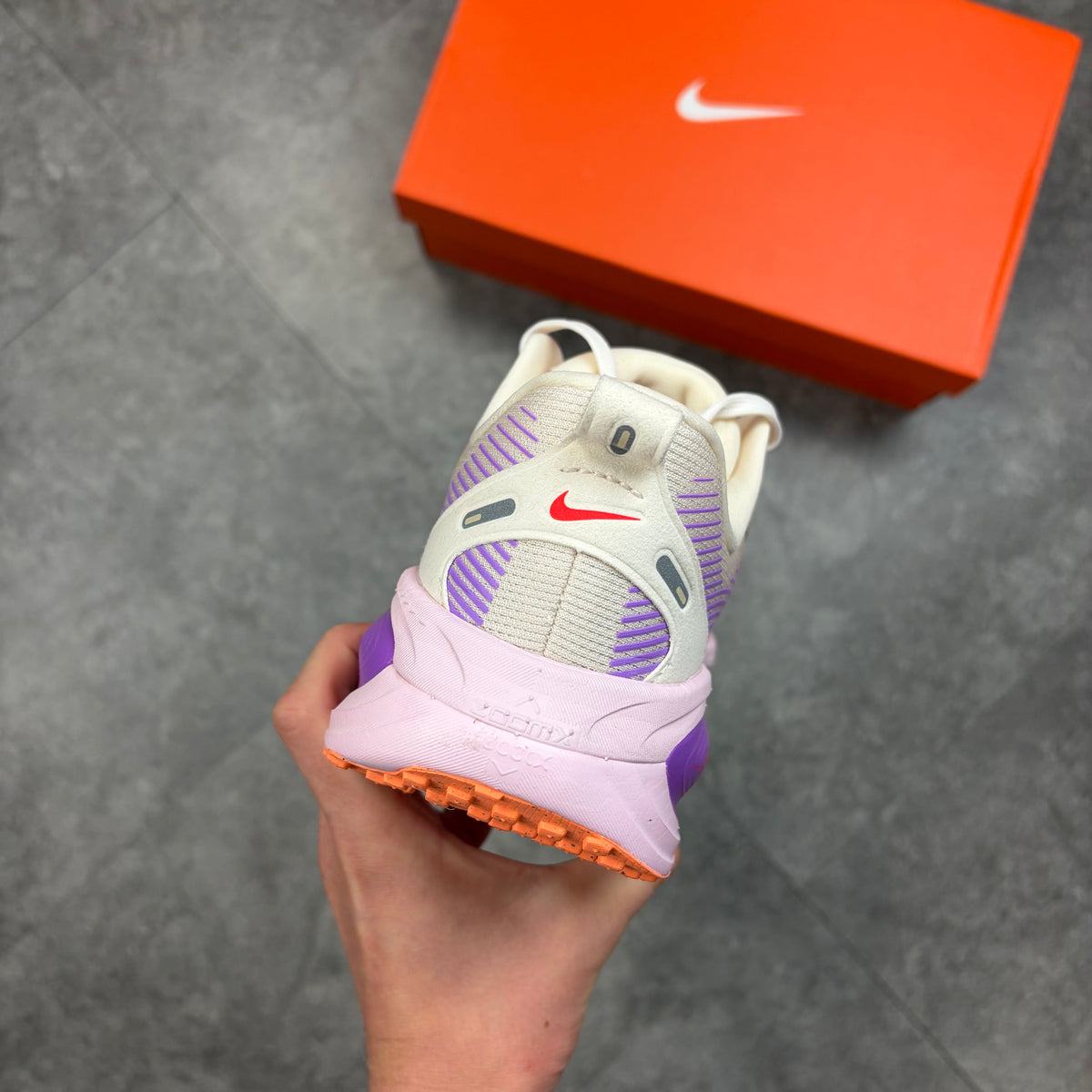 Nike Vomero 18 Women’s Chalk Violet