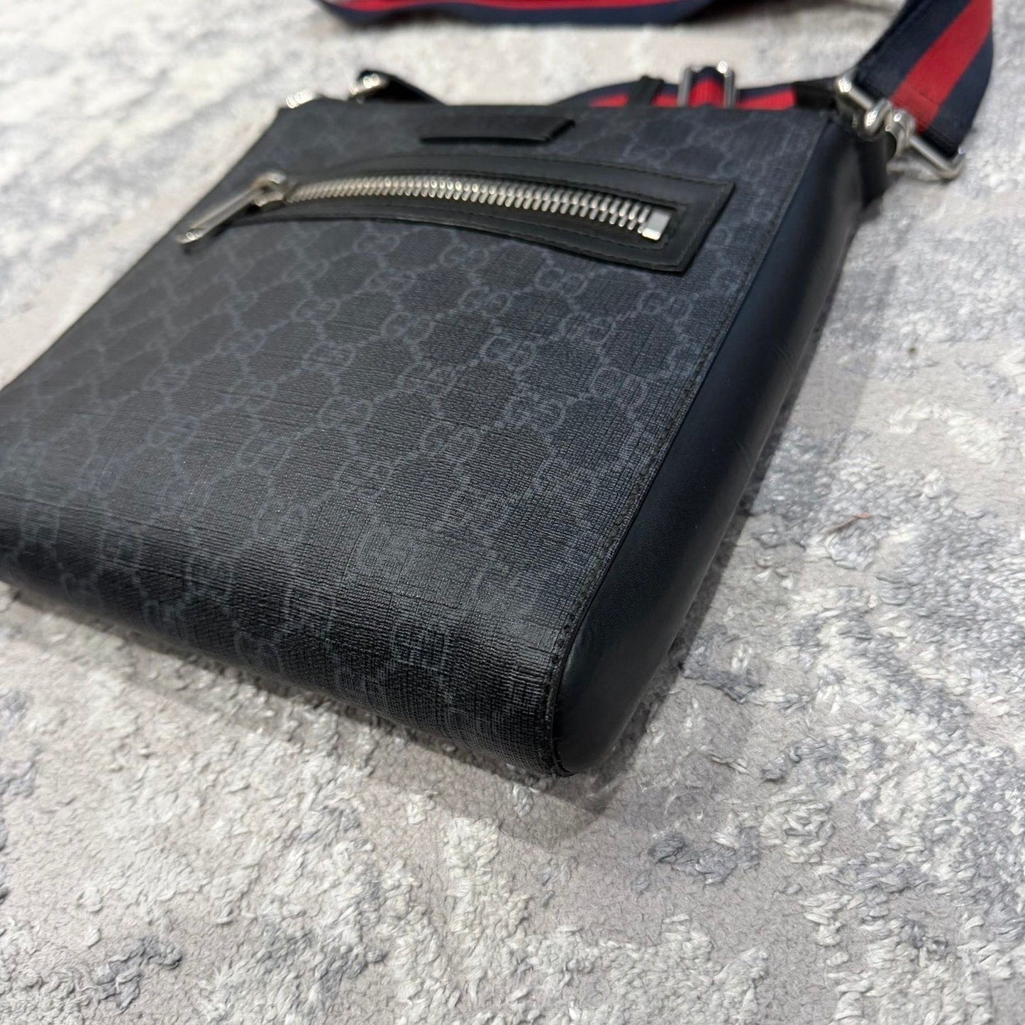 Gucci Messenger Bag
