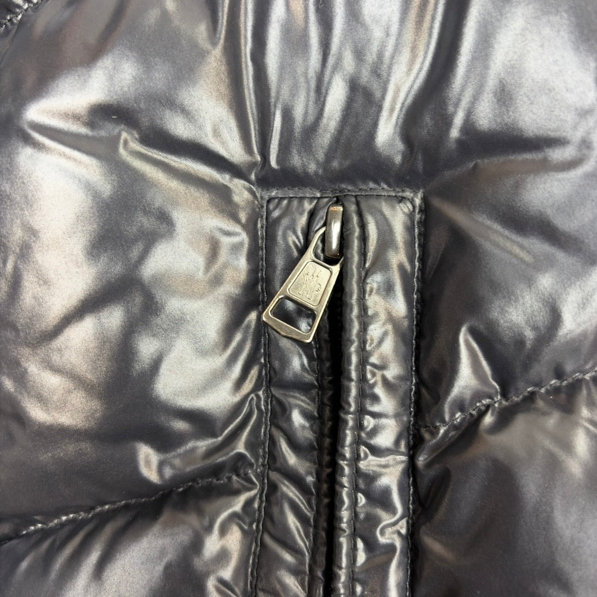 Moncler Maya Black Size 4