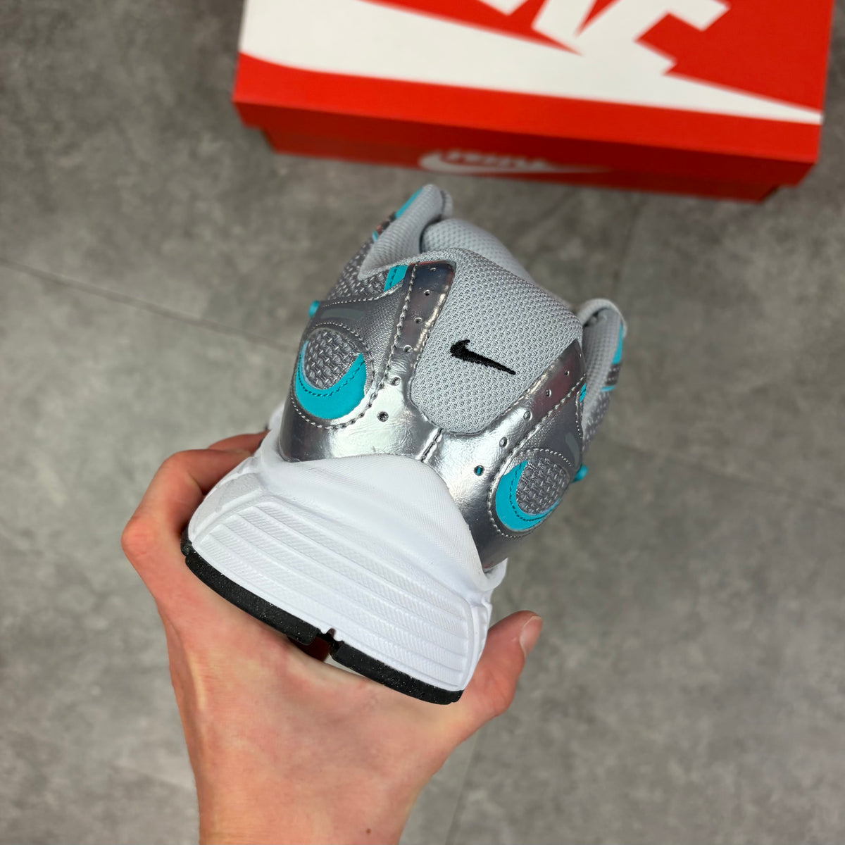 Nike V5 RNR Dusty Cactus