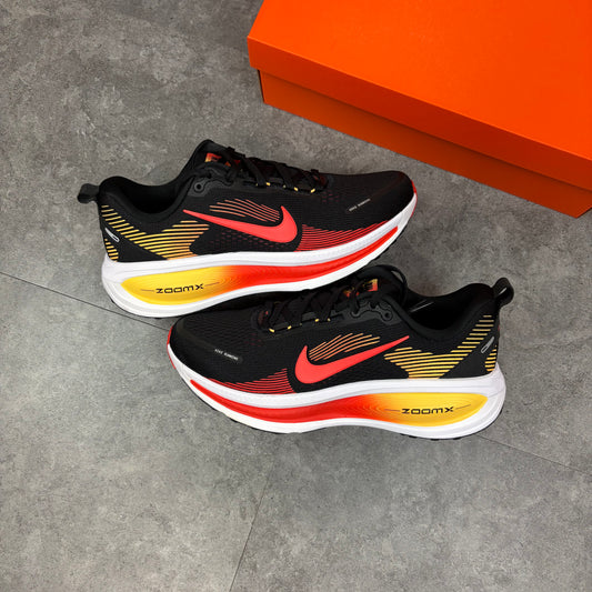 Nike Vomero 18 Black / Bright Crimson