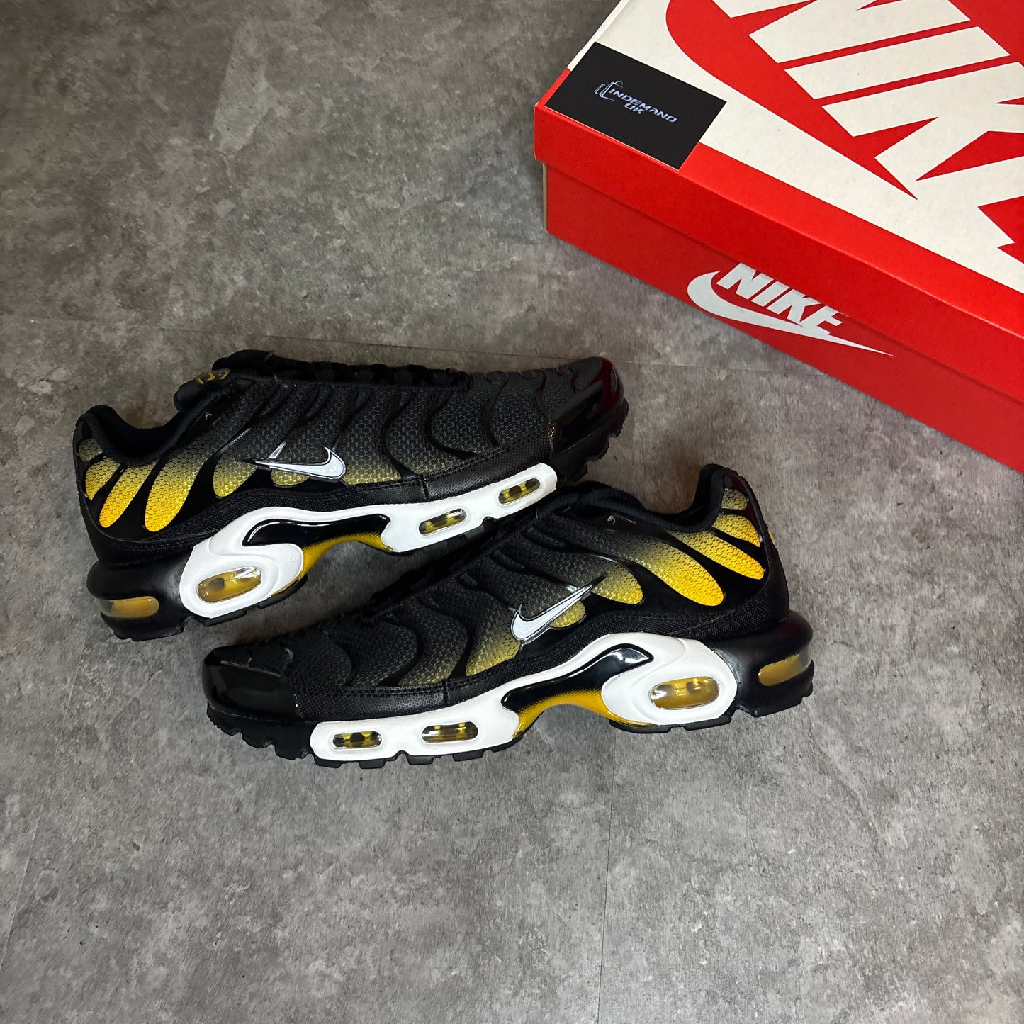 Air Max TNs Black/ Yellow