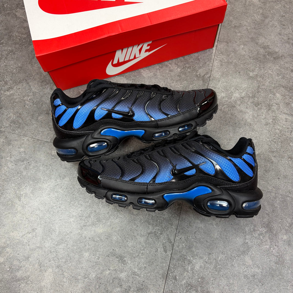 Nike Air Max TN Black / Crystal Blue