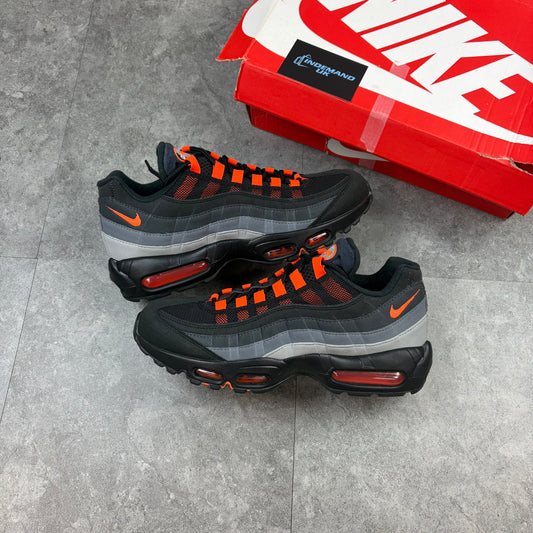 Air Max 95 Hyper Crimson